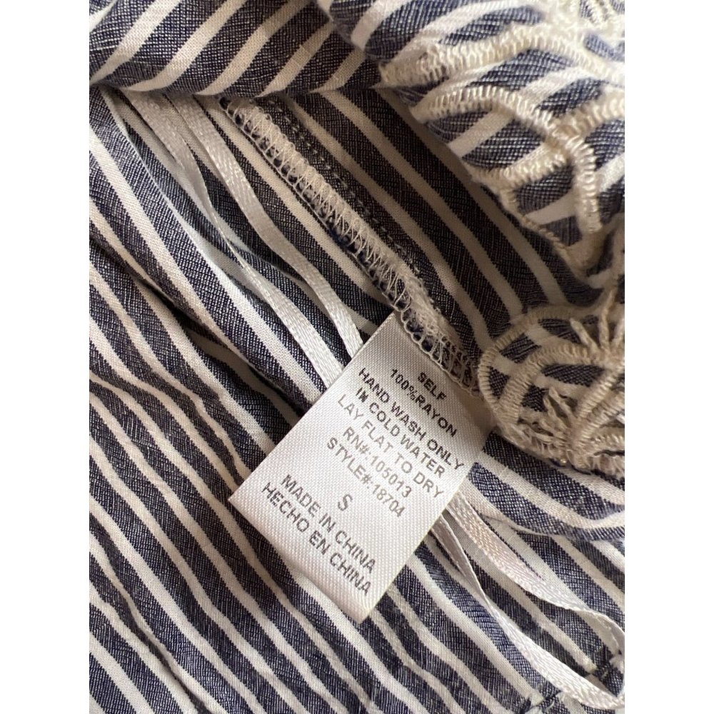 womens savanna jane small blue white stripe emroidered floral baby doll top - Picture 7 of 9